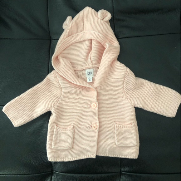 Gap sweater 0-3 months never worn - Picture 5 of 7